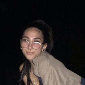 Meet your Posher, Vanessa